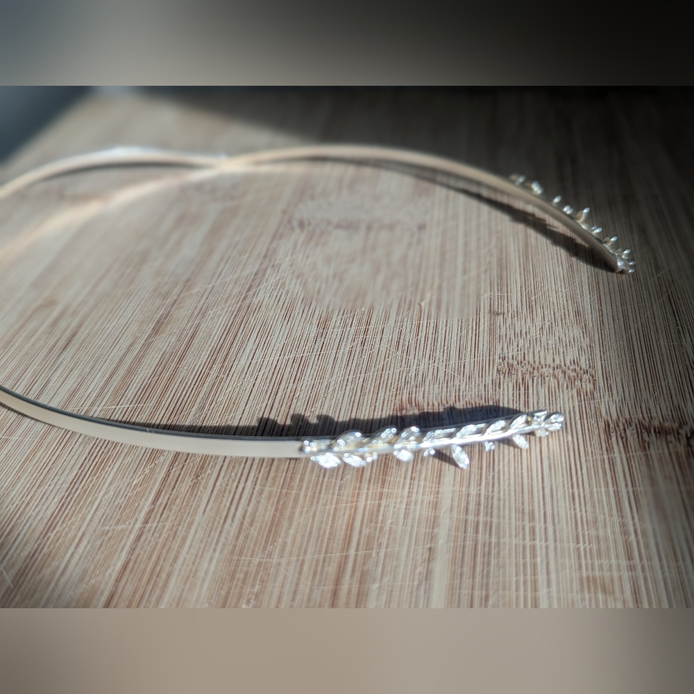 Avigail Adam Twig Branch Goddess Crown